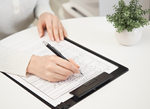 受付・カウンセリングシート記入