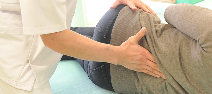 腰から足にかけて伸びる坐骨神経